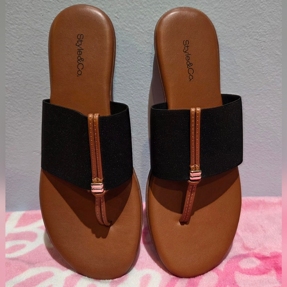 Women's Style&Co Italiaa Elastic Band Sandal Brown And Black, Size 9M - Picture 3 of 5